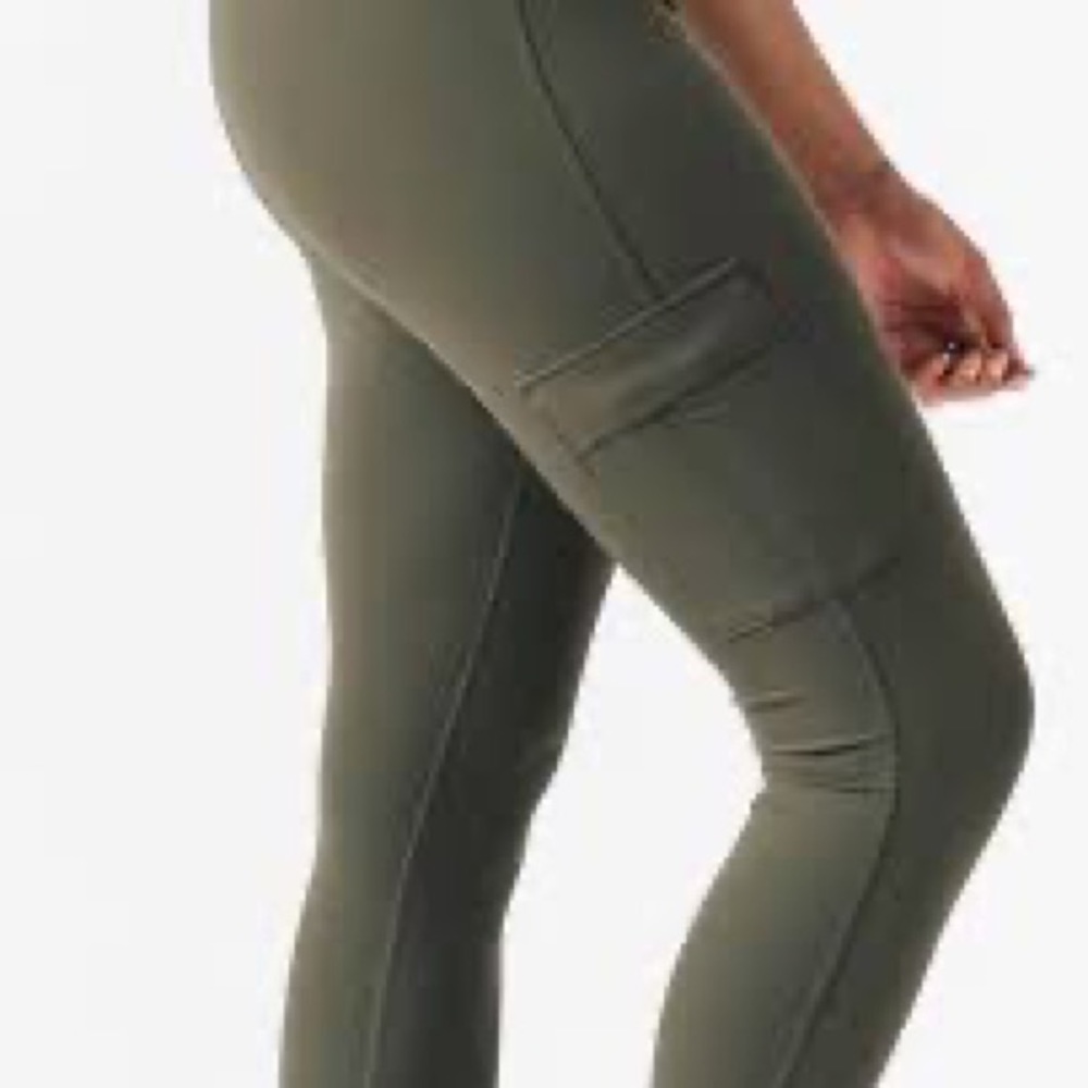 Zyia Cargo Luxe Leggings